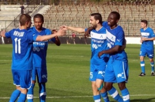 Базил Де Карвальо лидер при голмайсторите и след 9-ия кръг