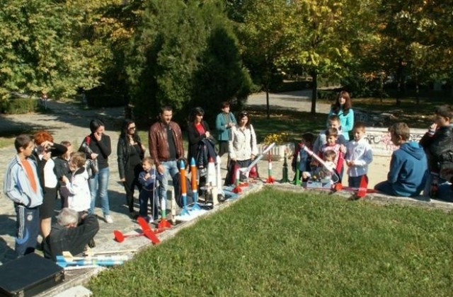 Две кюстендилски ракети в Благоевград