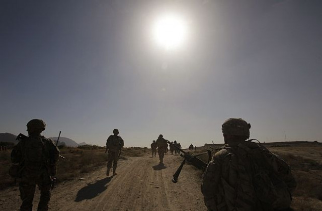 Талибани убиха 10 войници и полицаи в афганистанска провинция