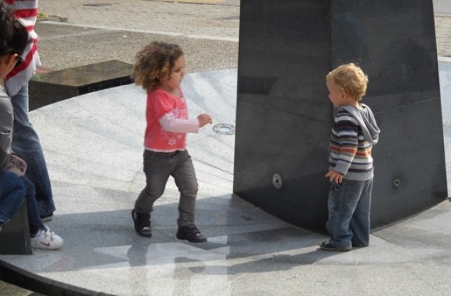 Няма възможност за вдигане на детските надбавки на този етап