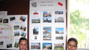 Ученици от СОУ Иван Вазов представят България в Полша
