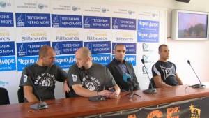 ММА Свободни боеве в клетка в събота в Двореца