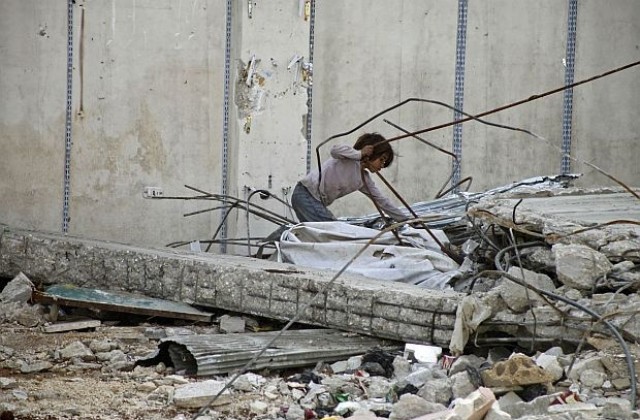 Най-малко 20 убити при обстрел на фурна в сирийския град Алепо