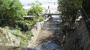 Комисия проверява откъде идват фекалиите в Шокаровия канал