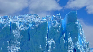 Арктика се смалява Антарктида се разширява