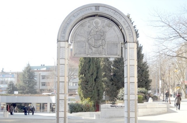 Ботев, Левски и Вазов ще будят бургазлии