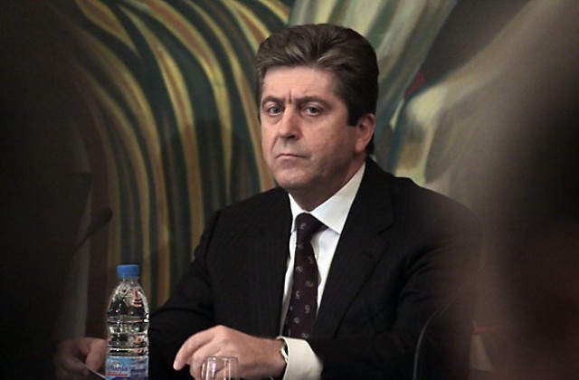 БСП не излъчва сила, категоричен е Първанов