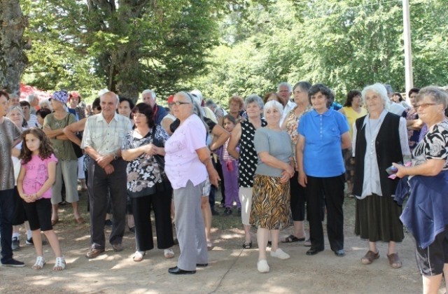 1000 души на протест в Пловдив за по-високи пенсии