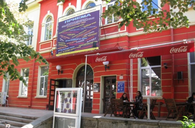 Дофинансираха НЧ „Искра-1860” с 50 000 лева