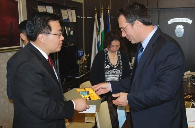 Бургас вече очаква китайци