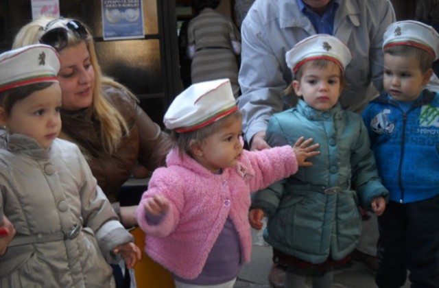 5 деца направиха своя прощъпулник в Стария Добрич