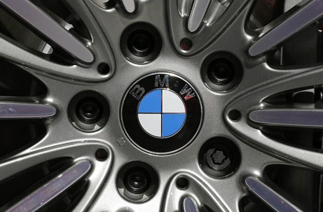 BMW пуска хибриден суперавтомобил