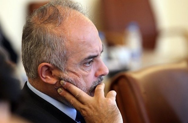 Вдигат издръжката и заплатите на работещите в социалните заведения