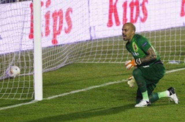 Ники Михайлов и компания не пуснаха върха в Холандия