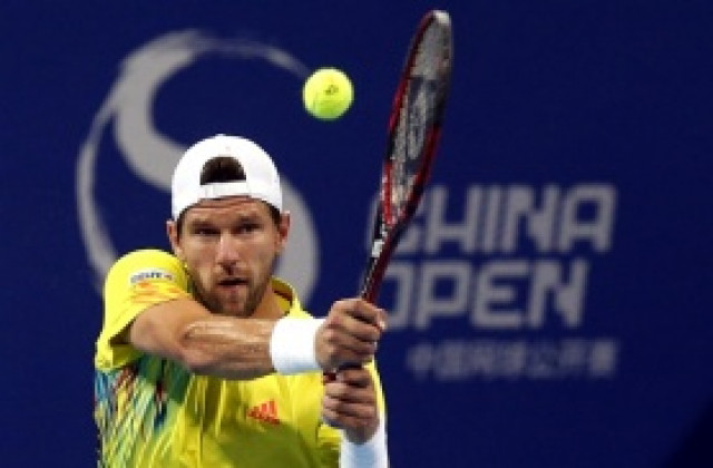 Мелцер застава на пътя на Гришо в първия кръг в Париж