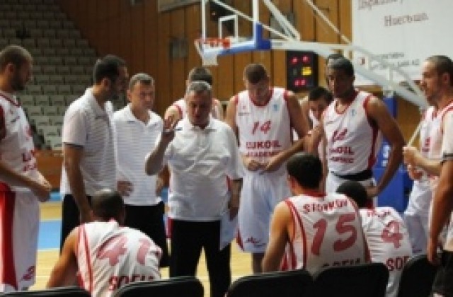 Лукойл не остави шанс на Рилски спортист в Самоков