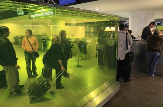 „Дейли мейл” предупреждава за нова вълна от български имигранти