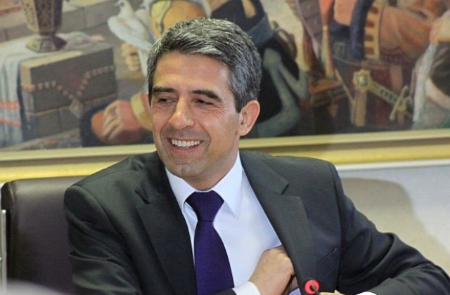 Президентът открива форум край Варна