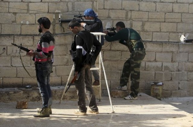 Срокът на примирието в Сирия изтече, тежки въздушни удари в Дамаск