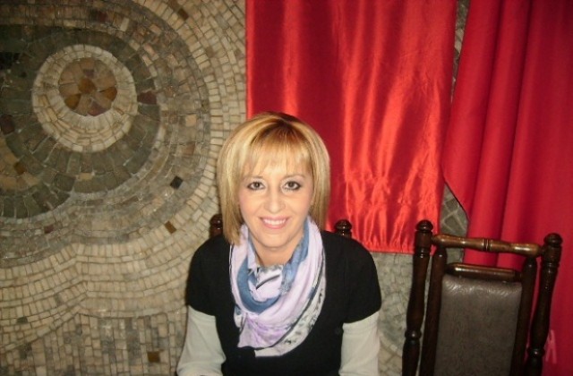 Мая Манолова: ГЕРБ се уплашиха от референдума