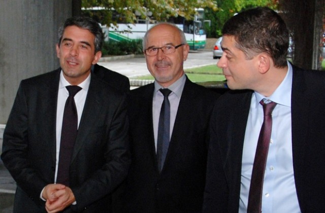 Плевнелиев притеснен от присъствието на националисти в Пазарджик