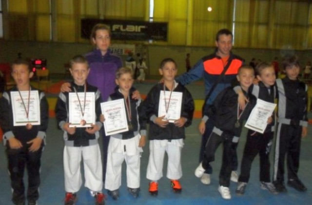 Дарис с шампиони на ката на Купа България