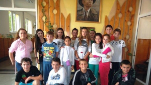 ОУ Максим Горки в Левски стартира втори проект по Коменски