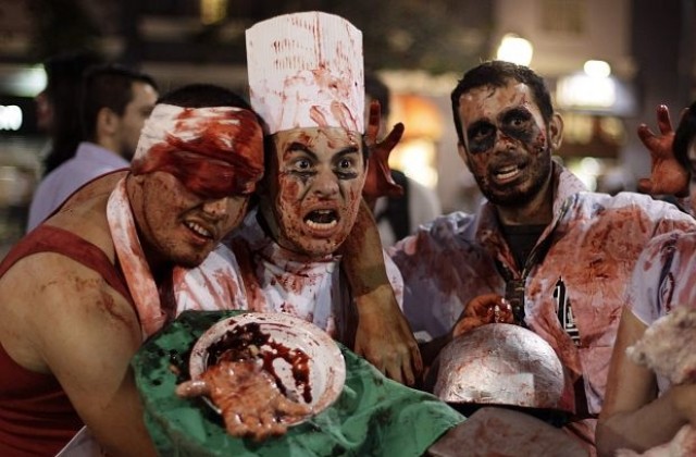 Милиони маскирани ще празнуват Хелоуин тази нощ