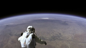 Баумгартнер Скокът от ръба на Космоса е найтрудният и найщастливият