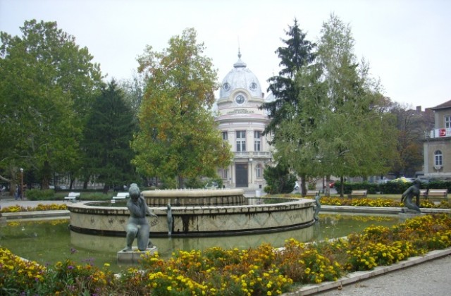 Две национални награди получи библиотека „Любен Каравелов”