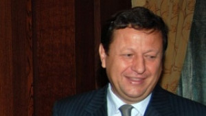 Веселин Божков остава начело на КРС още пет години