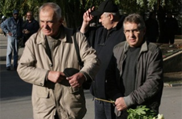 Изпратихме Младен Киселов