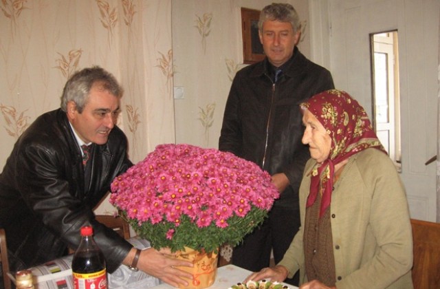 Най-възрастната жителка на община Мездра навърши 101 години