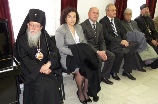 Десислава Танева присъства на тържествата за празника на Котел в Деня на народните будители