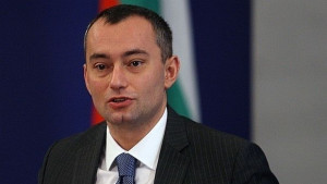 Николай Младенов Държавата не осигурява правна защита на българите в