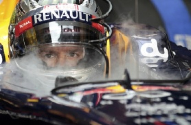 Фетел с най-бърза обиколка в следобедните тренировки на „Яс Марина“