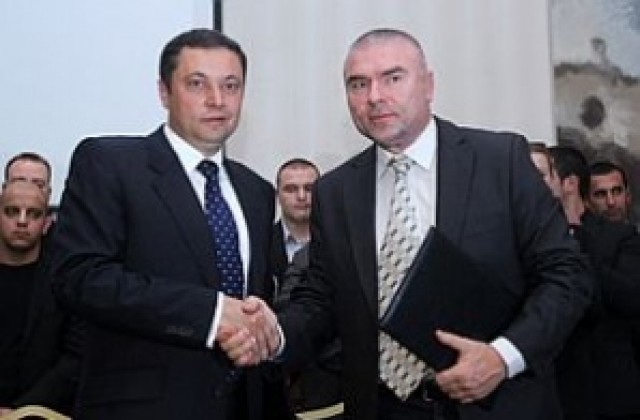 Янев и Марешки в коалиция срещу криминализацията на държавата