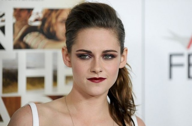 Кристен Стюарт, Бела Суон и романтиката