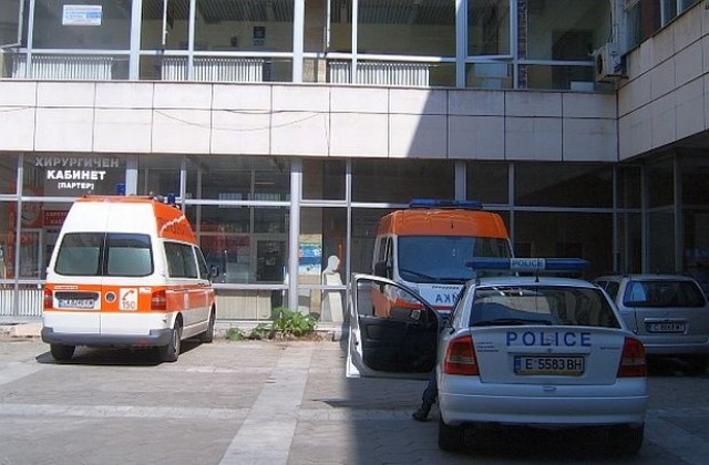 Пребиха благоевградчанин пред дома му