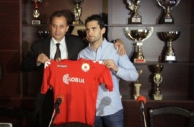 Бивш халф на ЦСКА подписа с Нумансия