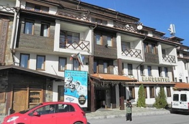 Глобяват с 10 000 лв. собственика на хотела, в който ученици се отровиха с храна