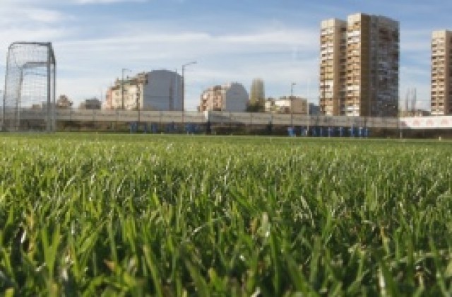 ВИДЕО: Хлапета сефтосаха новия терен на Левски