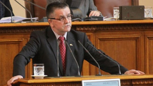 Бюджет 2013 ни бетонира като найстабилните бедняци в Европа според