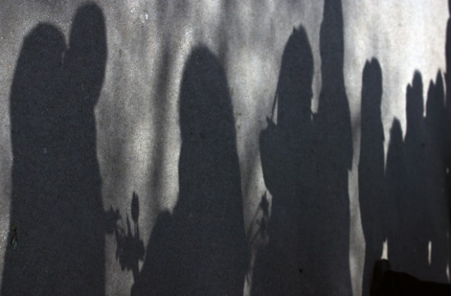 Работниците на „Монтажи” в Перник на протест