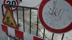 Затварят южното платно на булШести септември