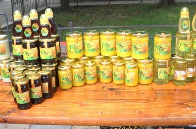 Организират фестивал на меда и пчелните продукти