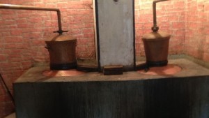 Три нелегални казана за ракия разкриха митнически инспектори