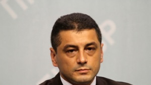 БСП вече изпреварва ГЕРБ в някои райони като подкрепа твърдят