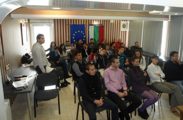 „Езика на омразатанай-често използван в интернет