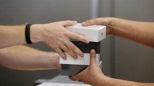 Диамантен iPhone 5 за 24 000 долара